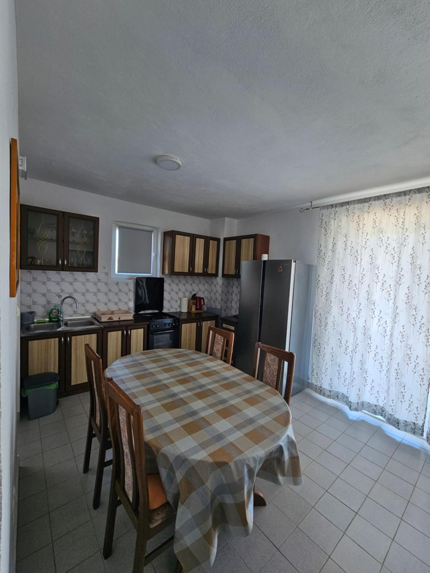 Apartments Lucin Veliki Drvenik Exterior photo